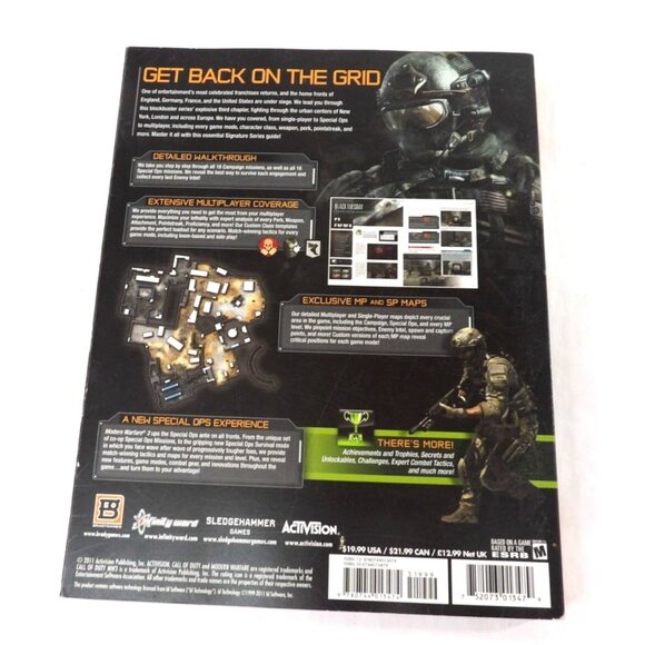 Gaming Guides: Call of Duty, Dante's Inferno, Medal of Honor preowned - Picture 3 of 7
